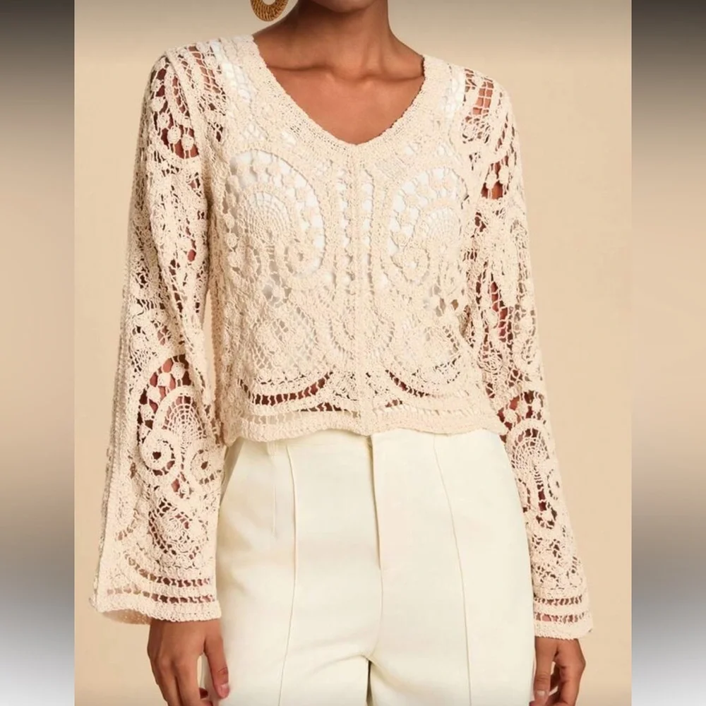 Elegant Cream Lace Top